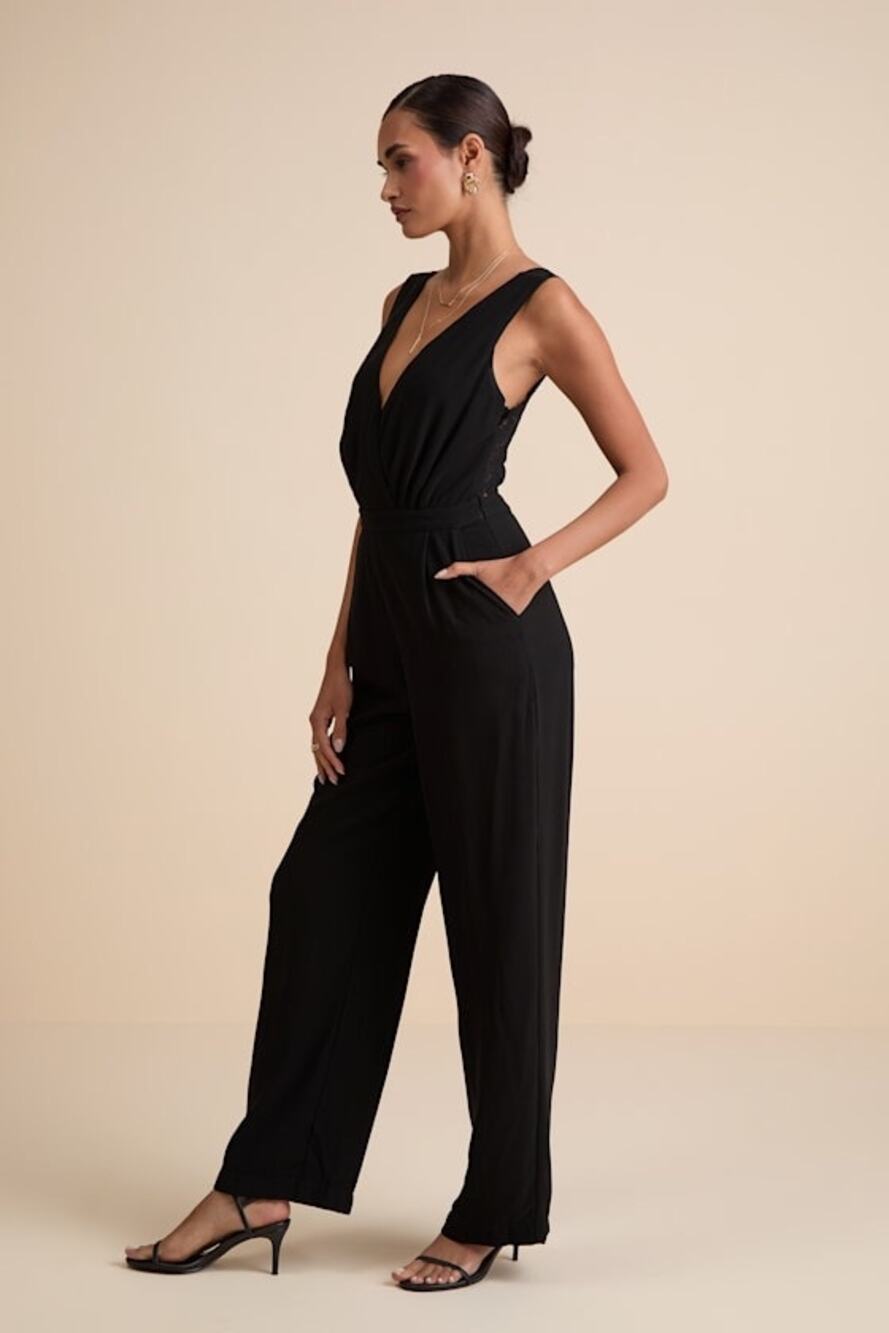 NWT Lulus Kiska Black Lace Wide-Leg Jumpsuit Party Night Out Classy Size XL